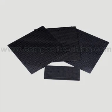 Вуглепластикова плита