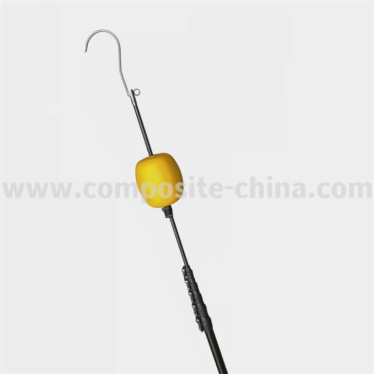 Полюс порятунку вуглецевого волокна